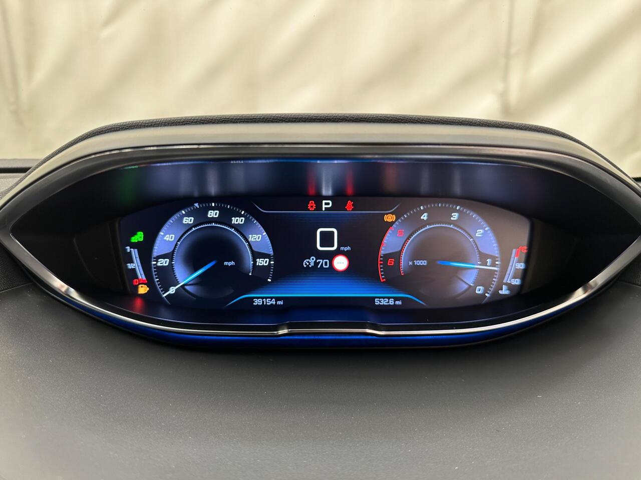 Peugeot 3008 KP69UZV