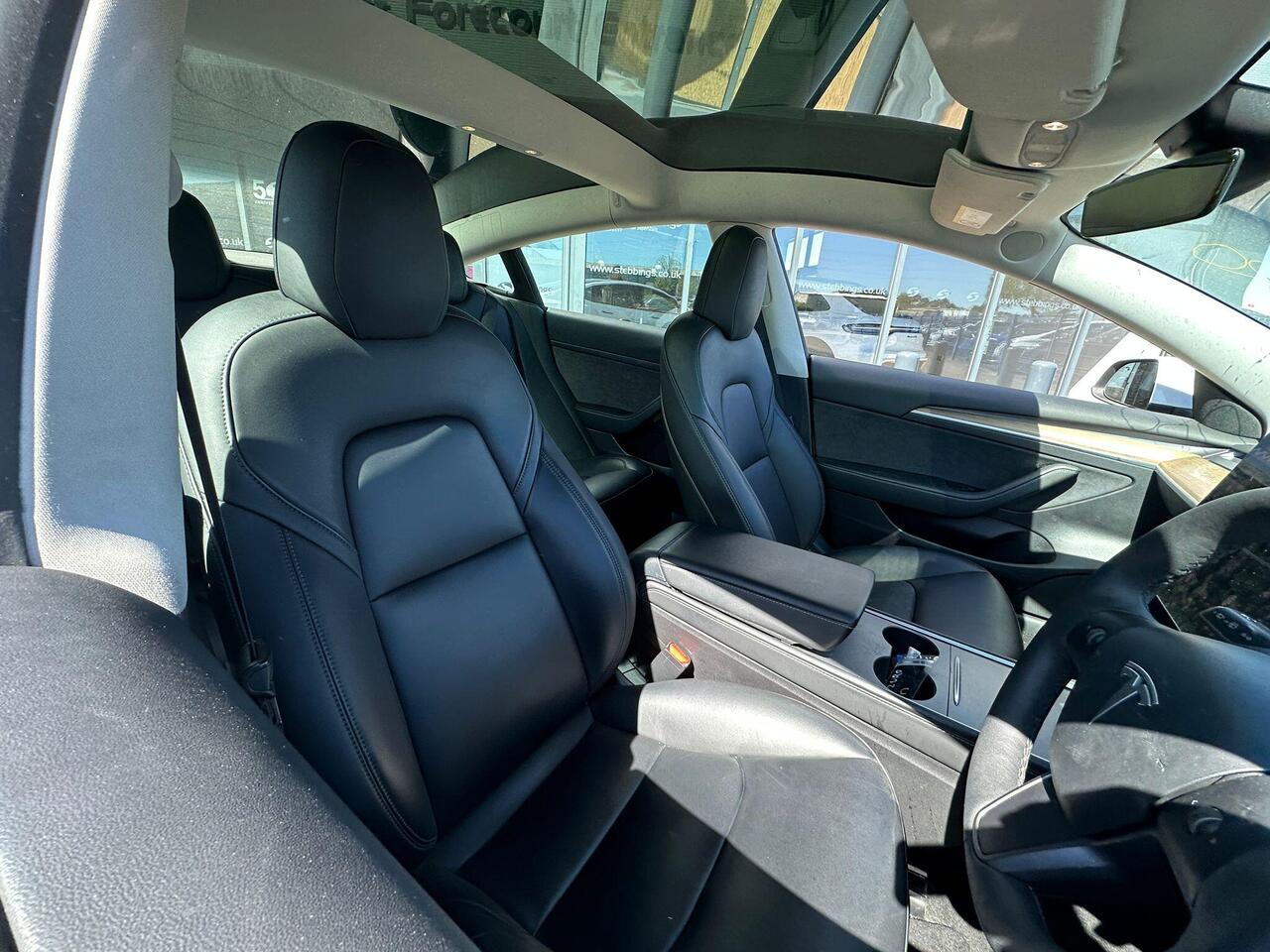 Tesla Model 3 GJ22URO