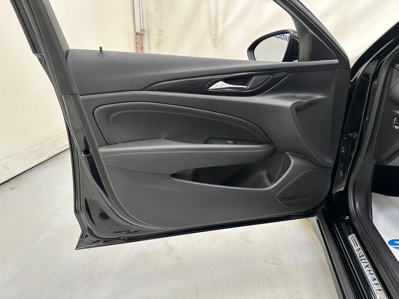 Vauxhall Insignia VE67ZSU