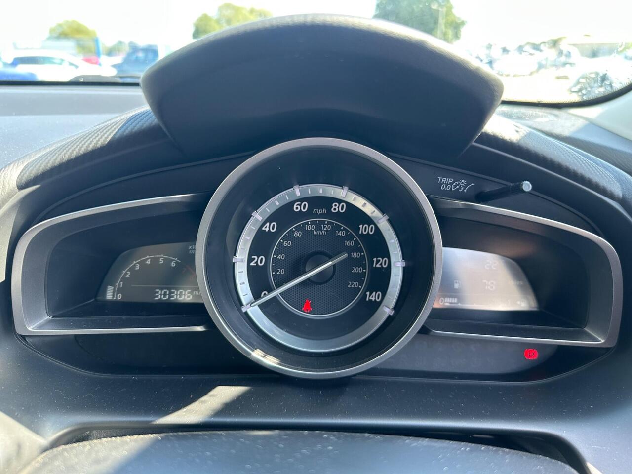 Mazda Mazda2 AV17RWZ