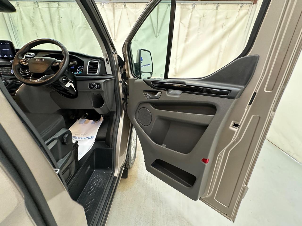 Ford Transit Custom AP23NHN