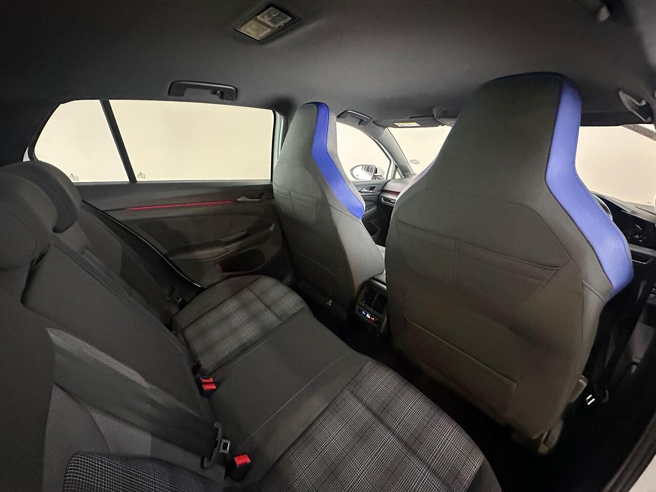 Volkswagen Golf MT72YYX