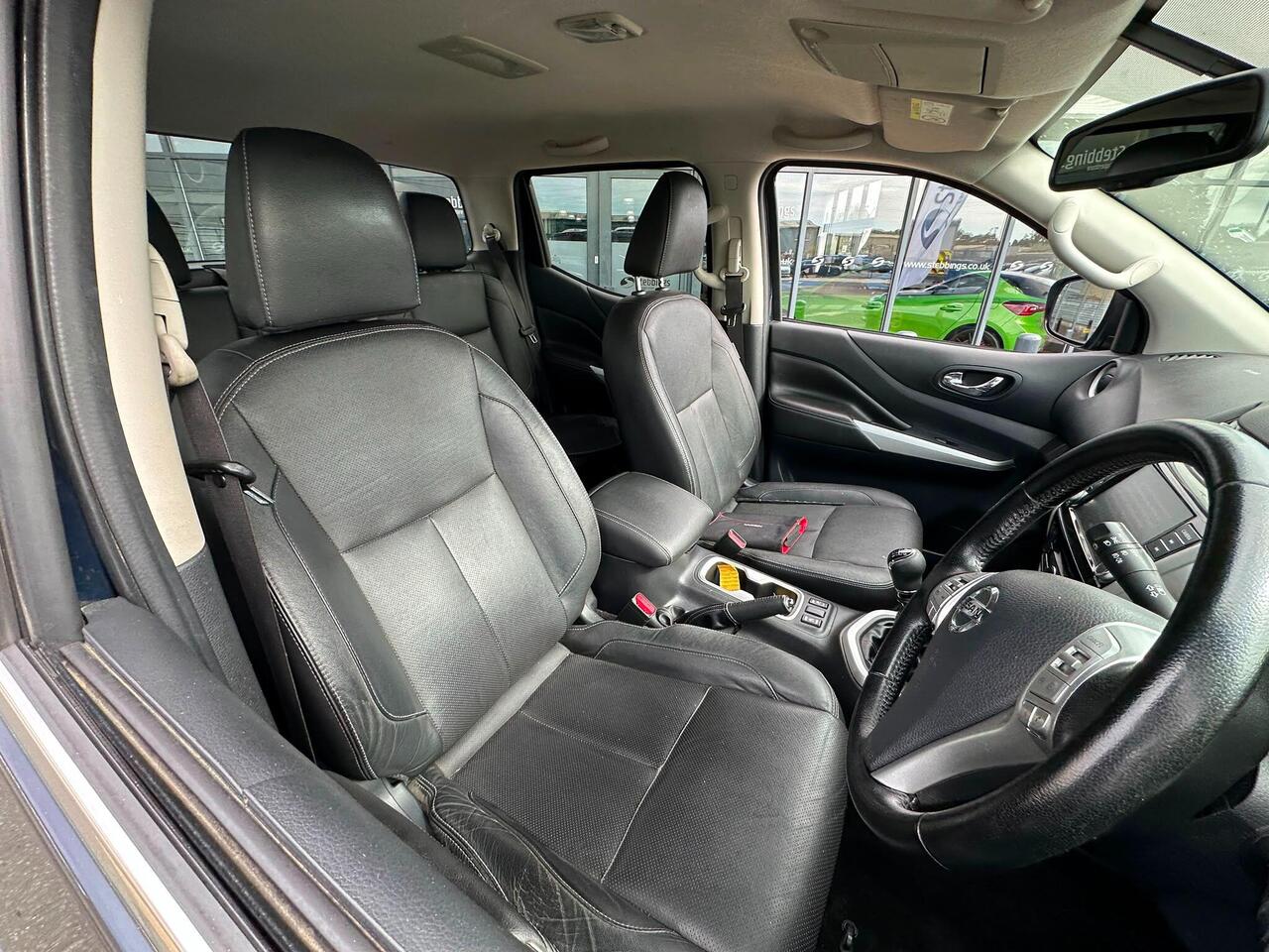 Nissan Navara YH21DDW