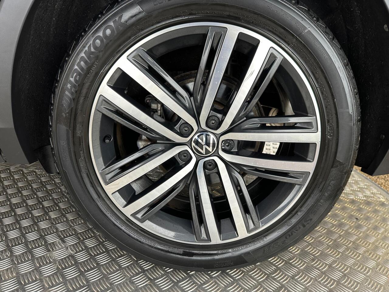 Volkswagen Tiguan CA21HYZ