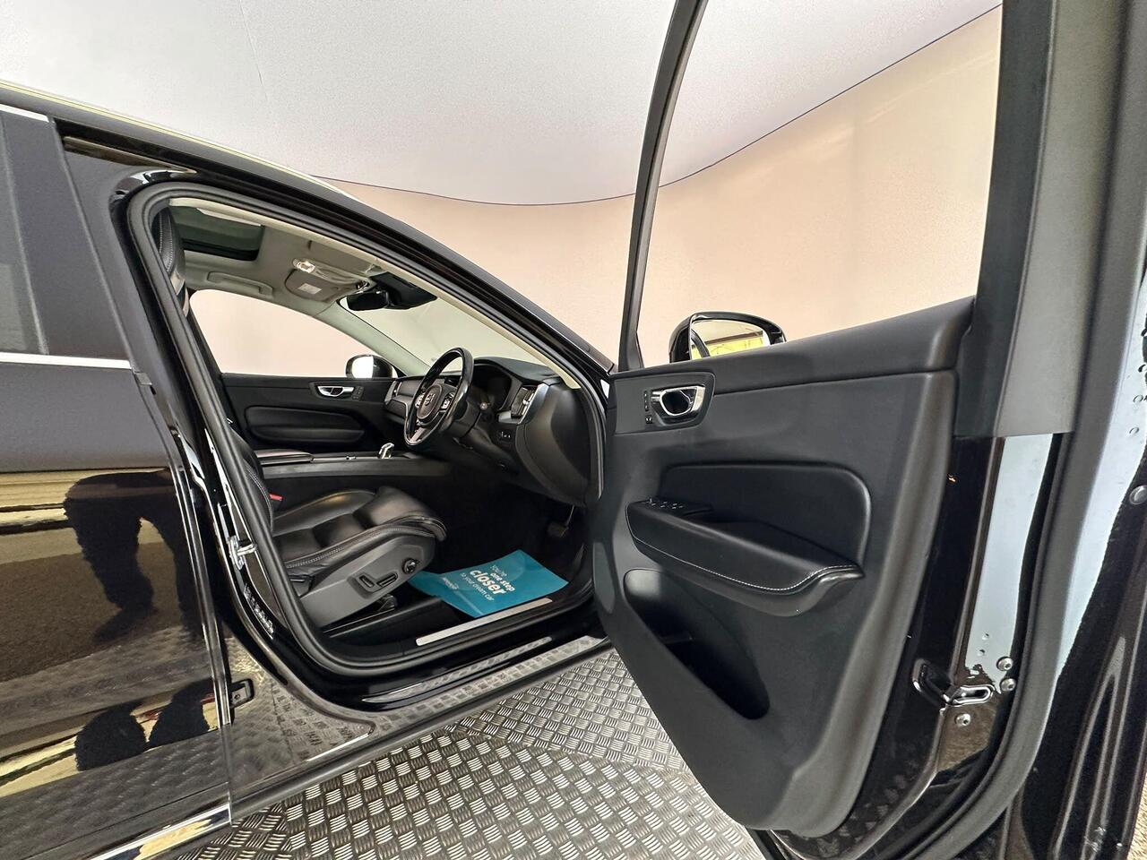 Volvo XC60 YP18RZN