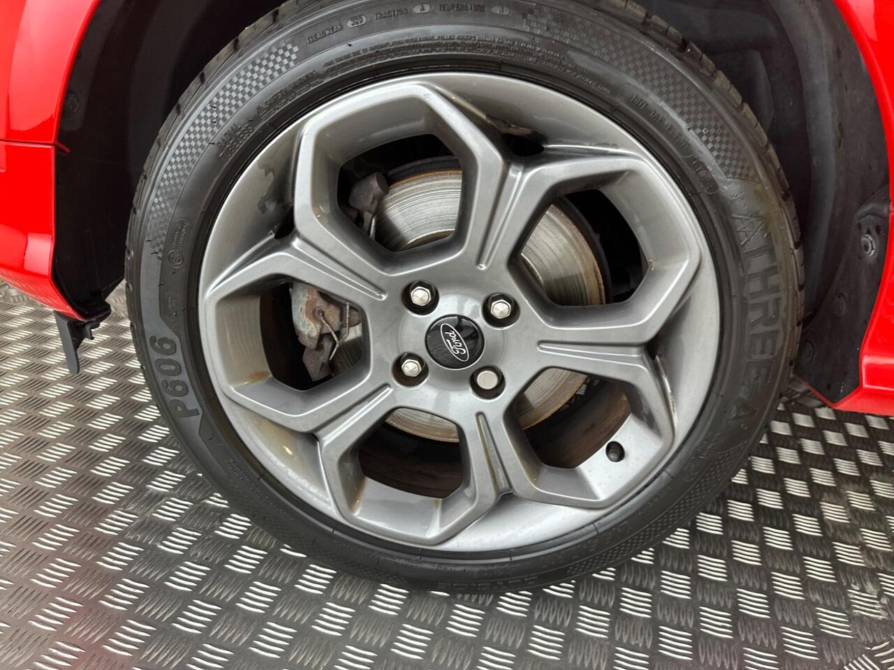 Ford EcoSport NK68OXB