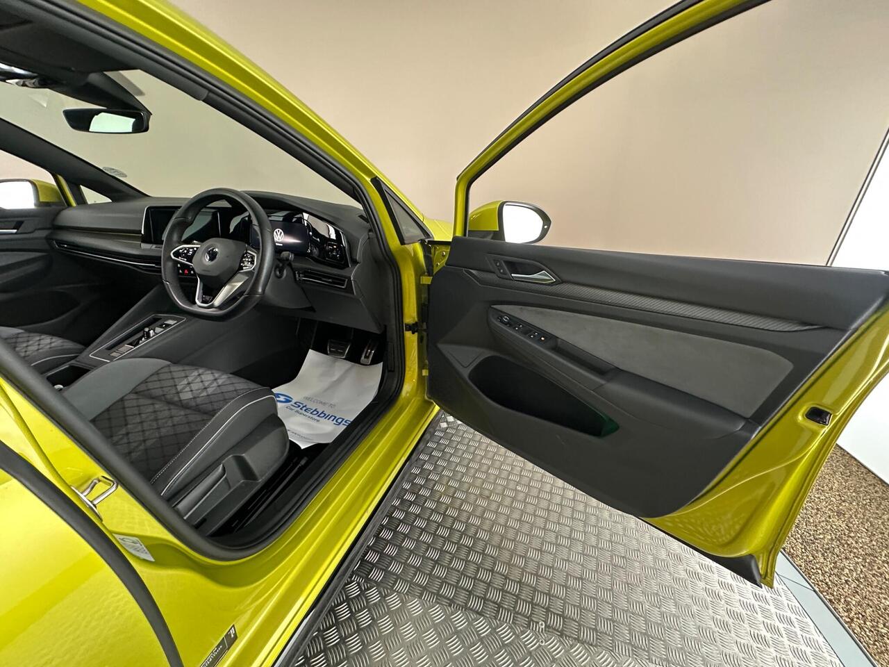 Volkswagen Golf EX71HKW