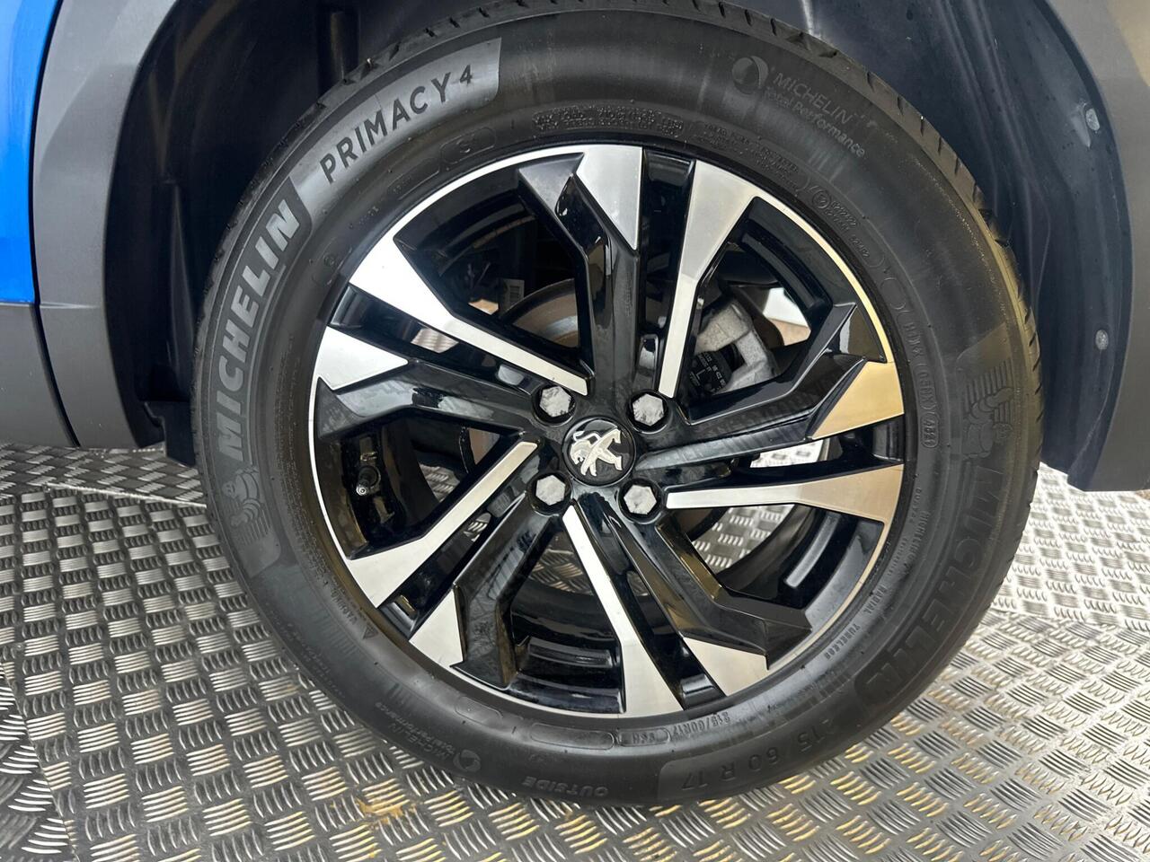 Peugeot 2008 GD71XSR
