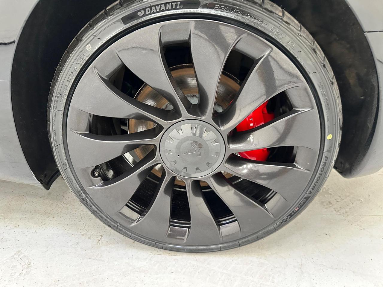 Tesla Model 3 GJ22FFE
