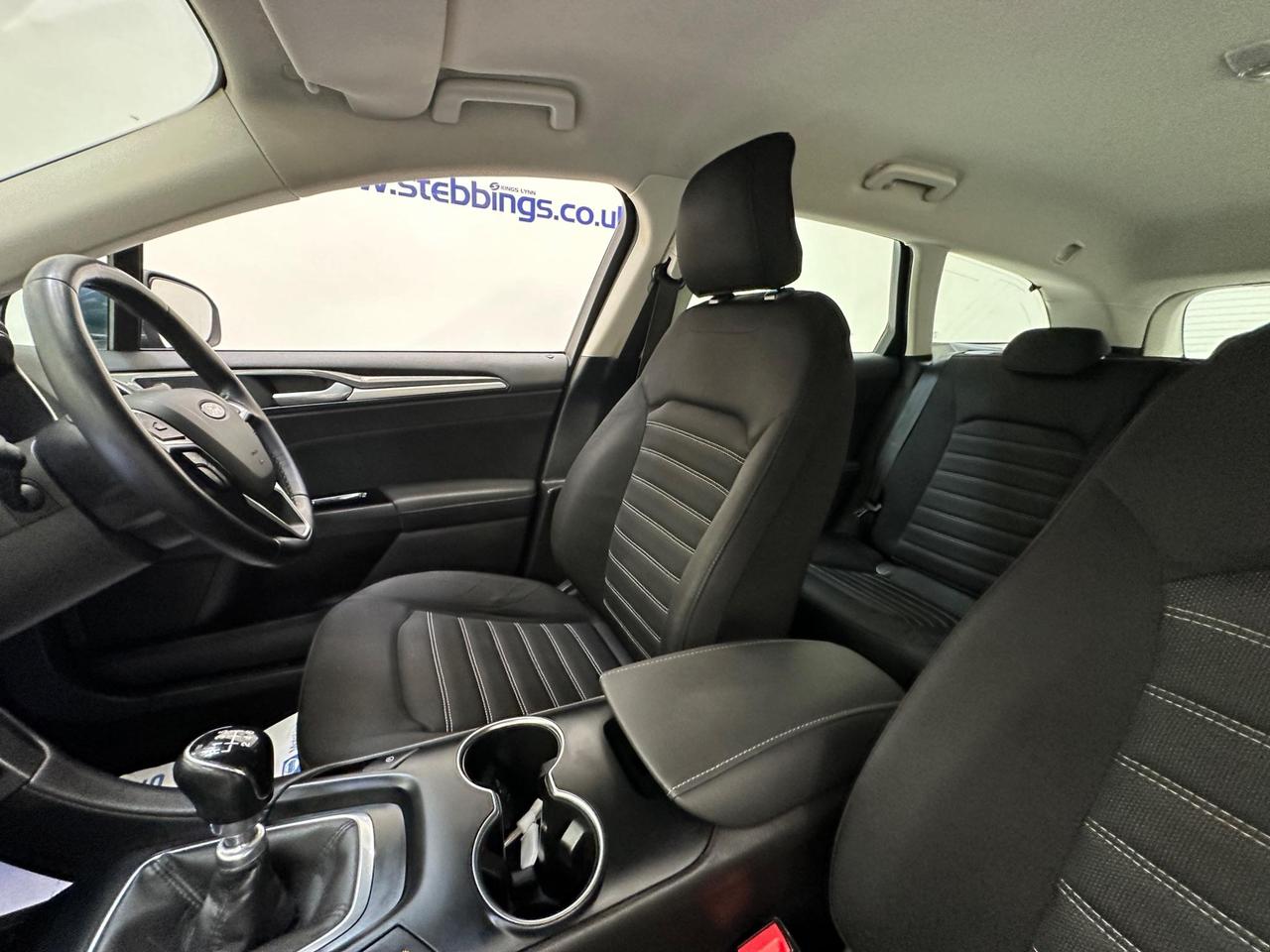 Ford Mondeo AJ70FJD