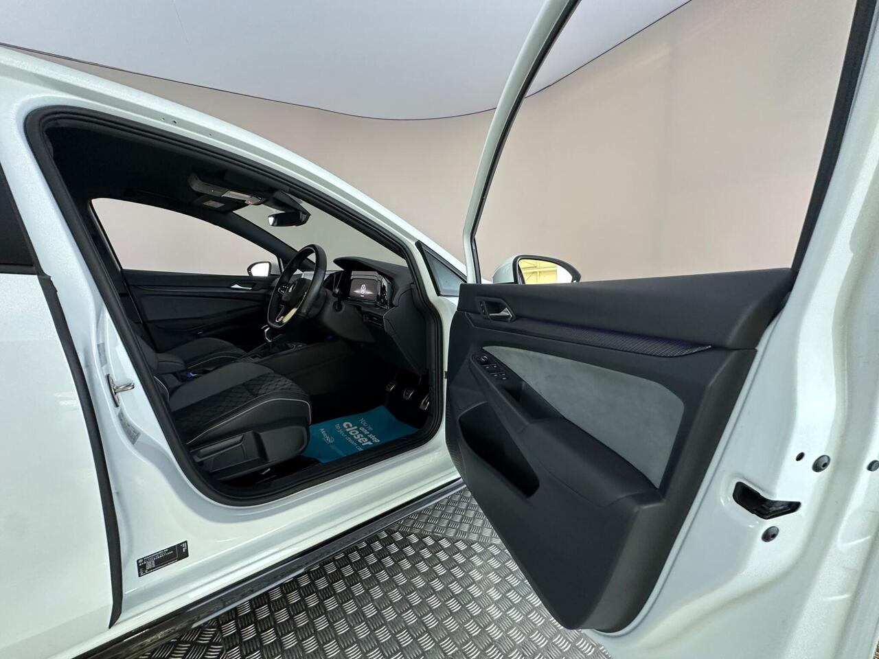 Volkswagen Golf VU22JYZ