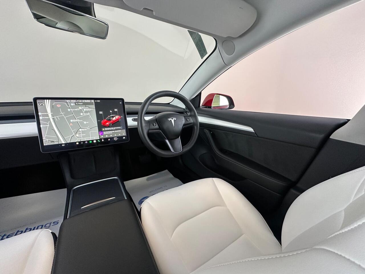 Tesla Model 3 LF71VTK