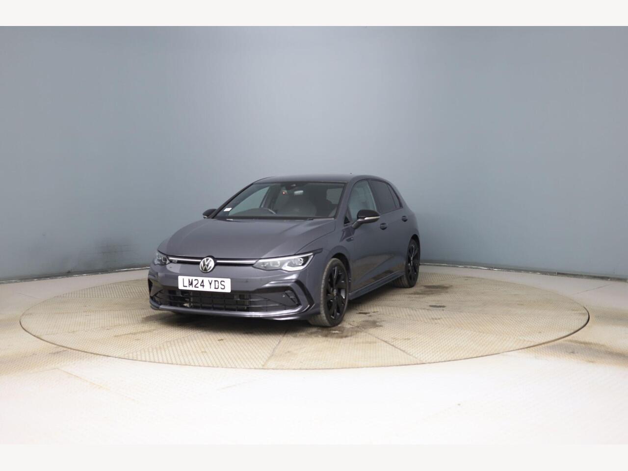 Volkswagen Golf LM24YDS