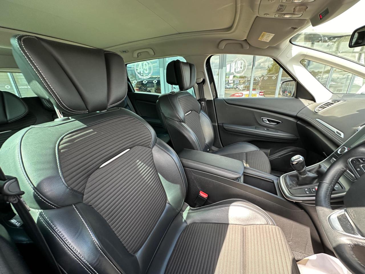 Renault Grand Scenic KP68HVB
