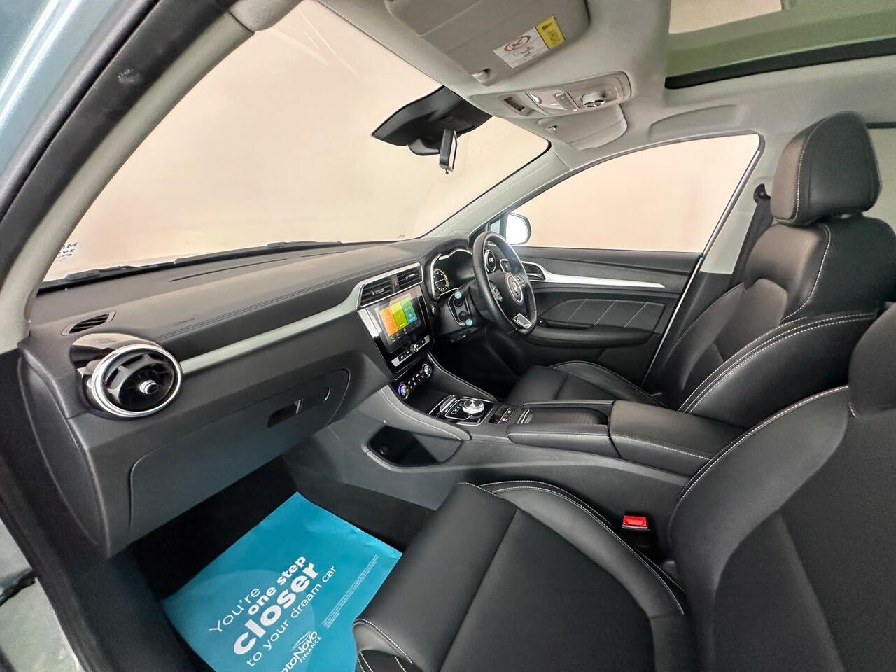 MG MG ZS PN71FBL