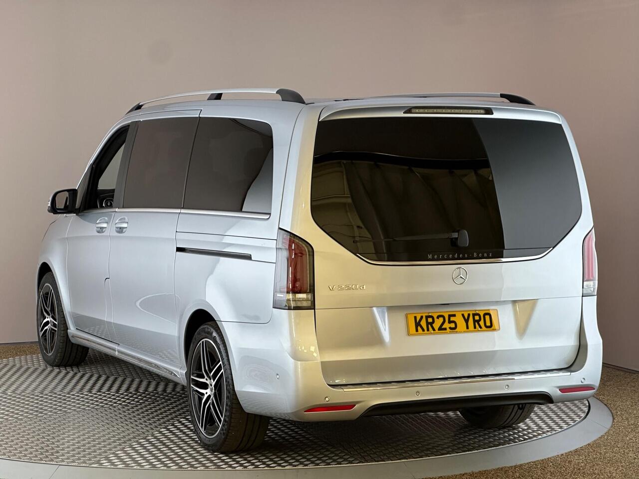 Mercedes-Benz V Class KR25YRO