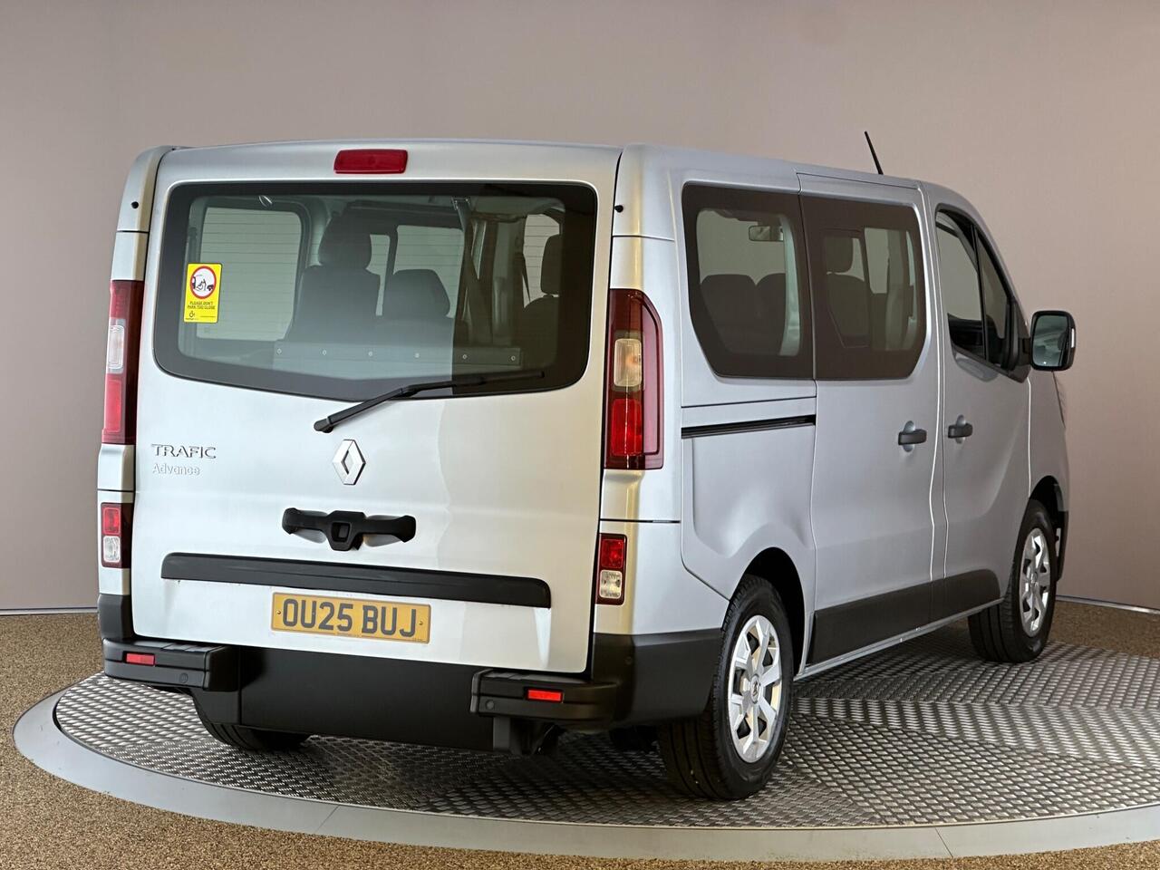 Renault Trafic OU25BUJ