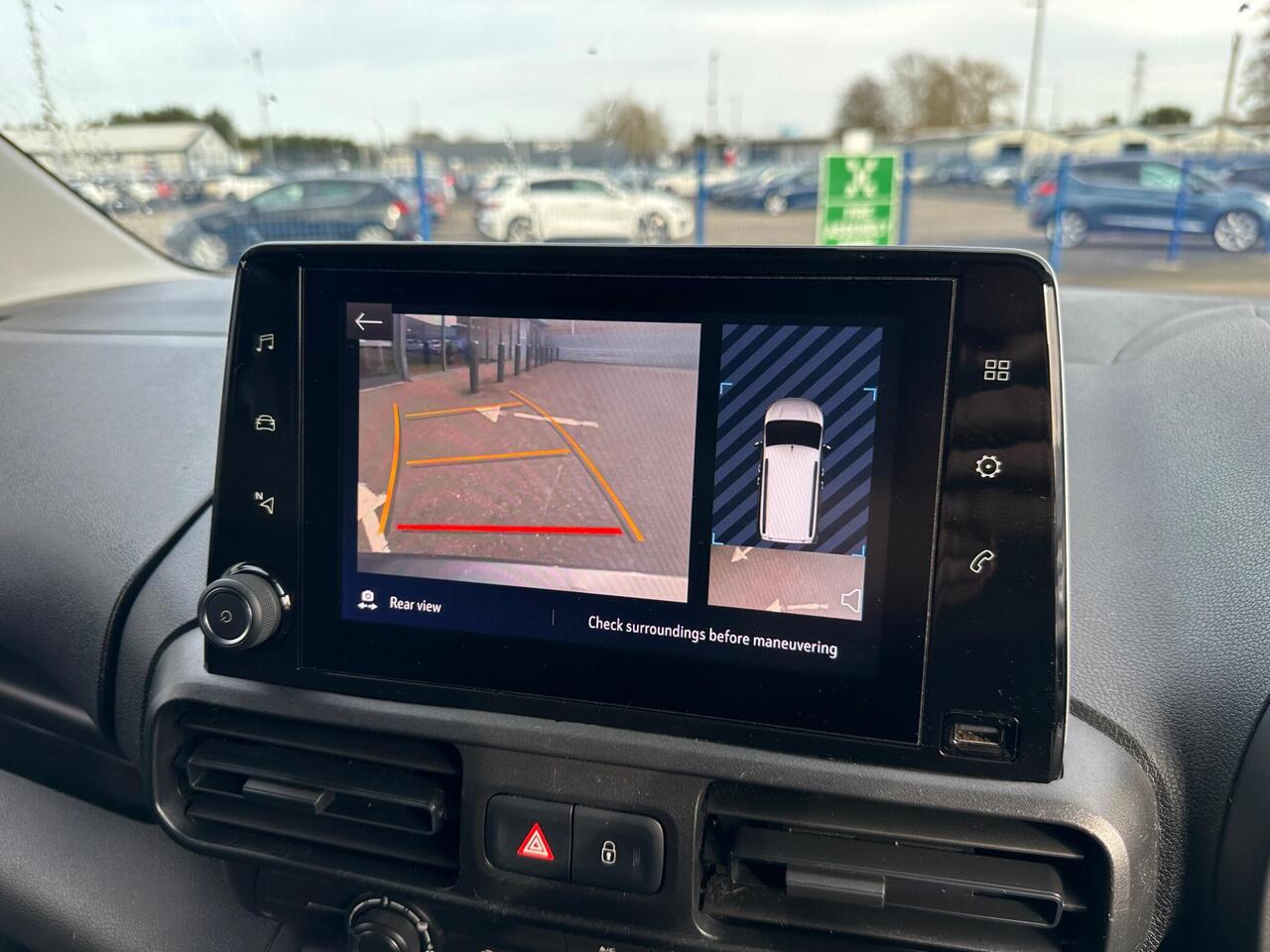 Vauxhall Combo Life KR21WJL