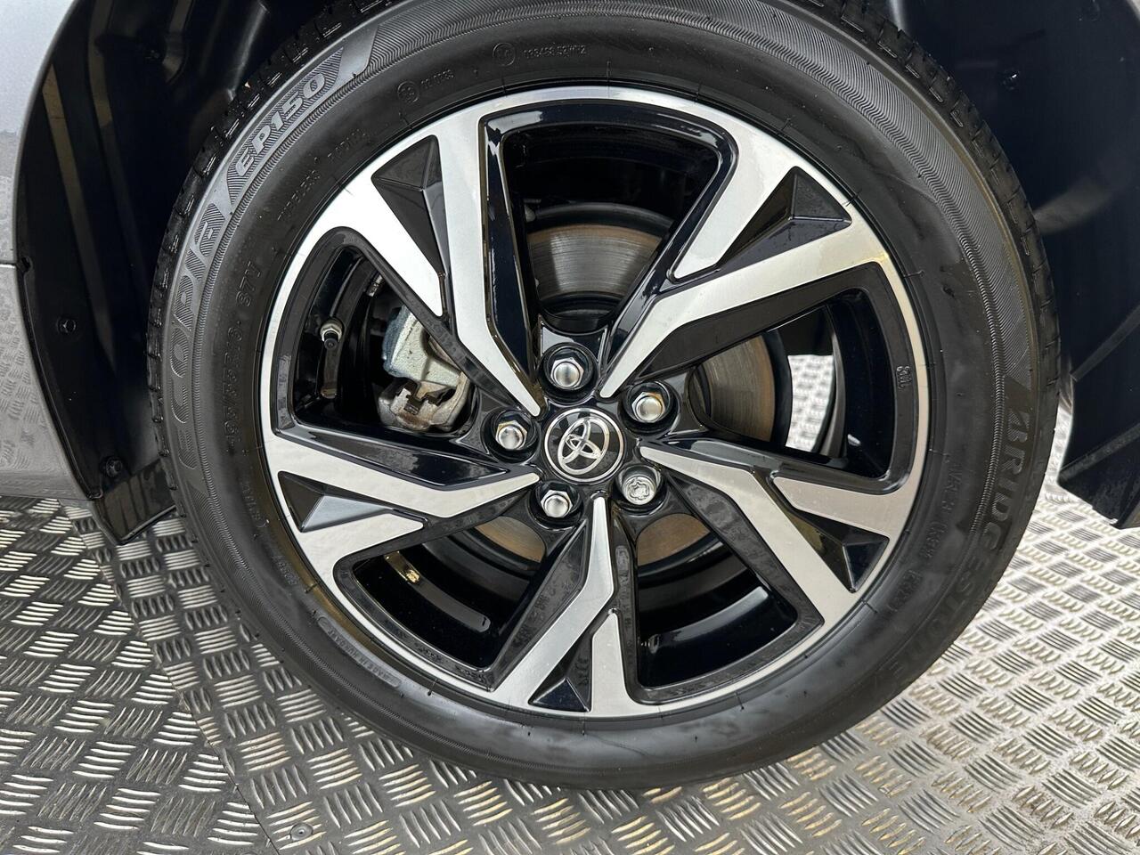 Toyota Yaris AU74TMZ