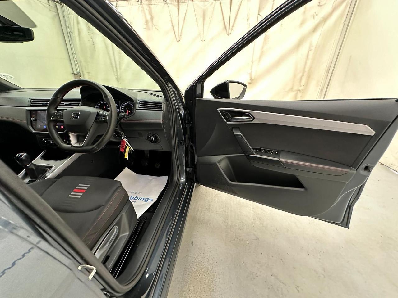 SEAT Arona DG70CZC