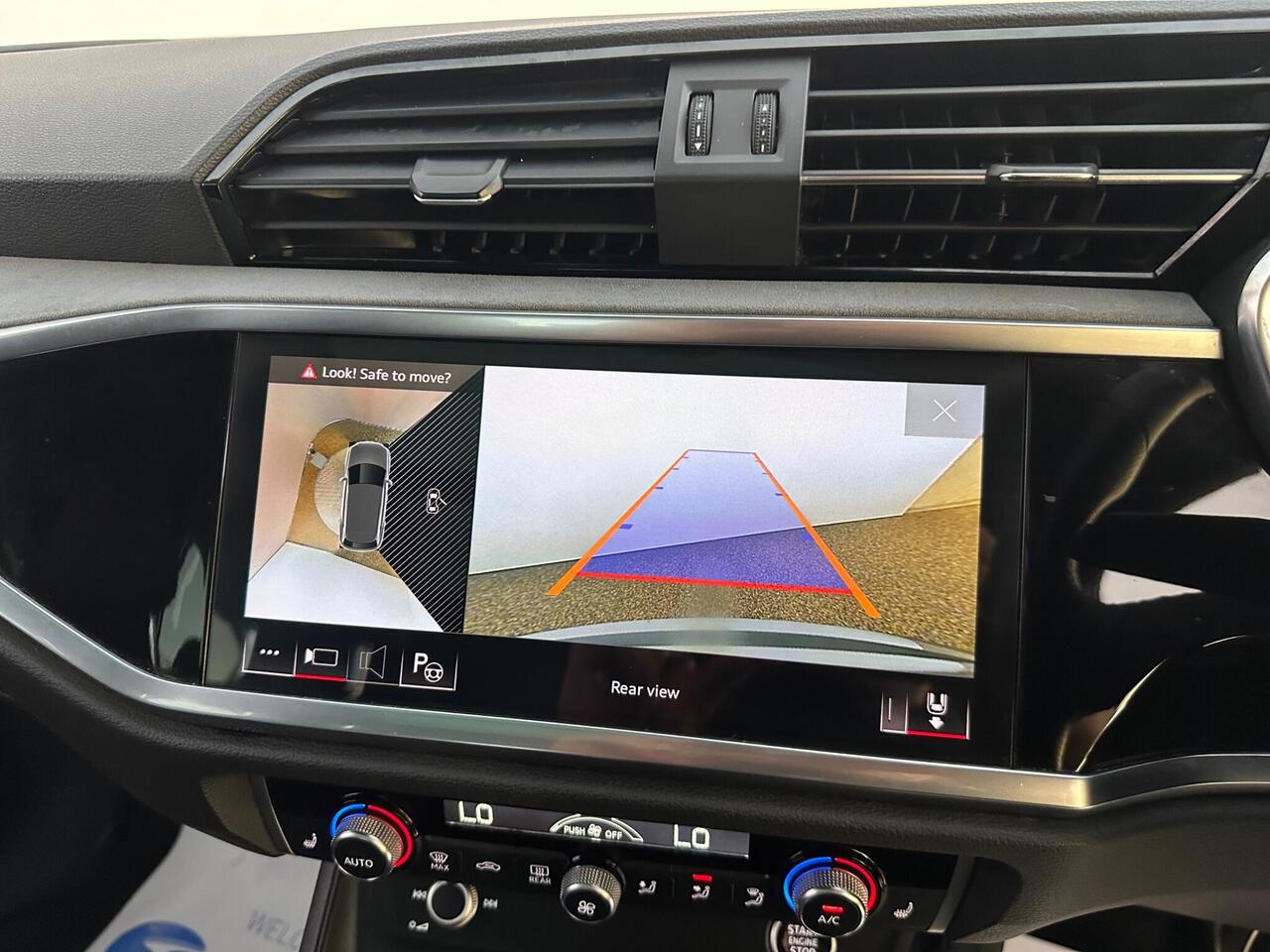 Audi Q3 FD70BVM