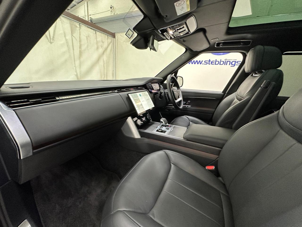 Land Rover Range Rover YE73JZF