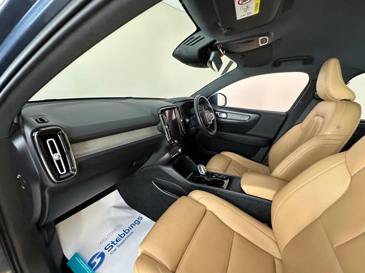Volvo XC40 YW68VFY