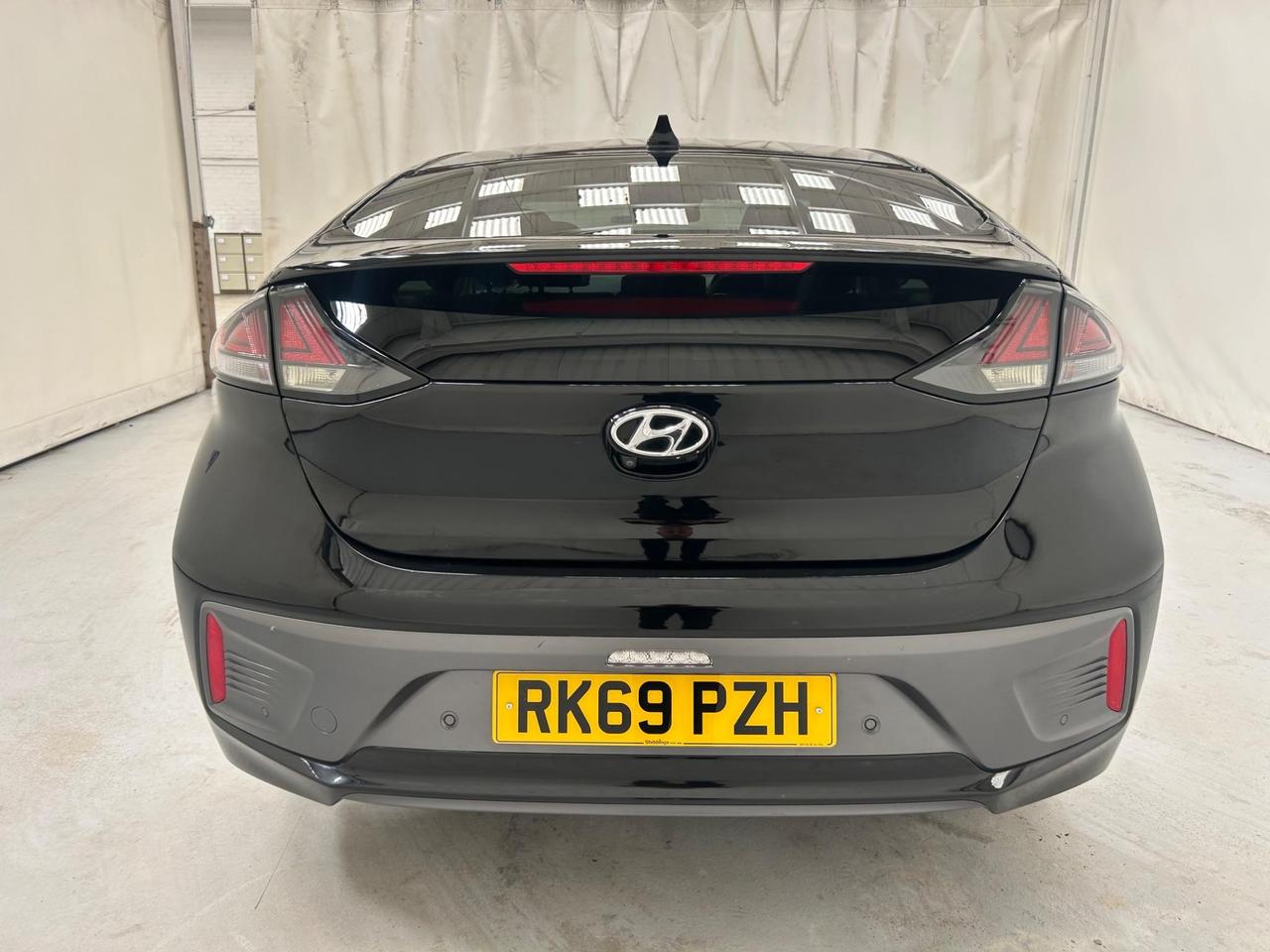 Hyundai IONIQ RK69PZH