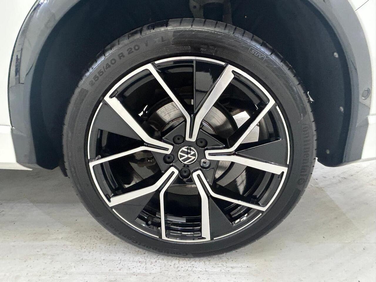 Volkswagen Tiguan VO74SPU