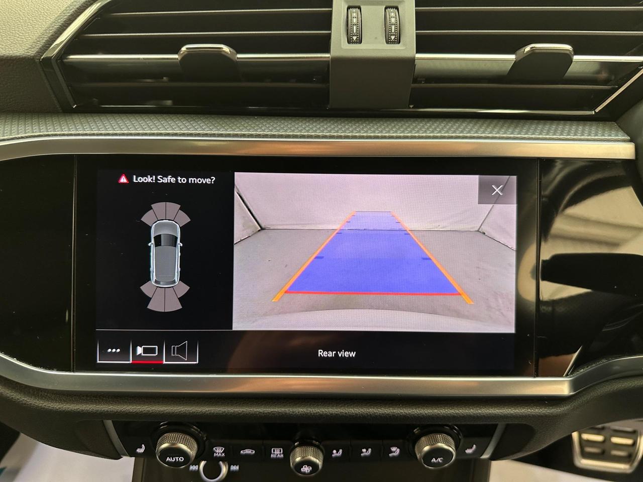 Audi Q3 KY19LRU