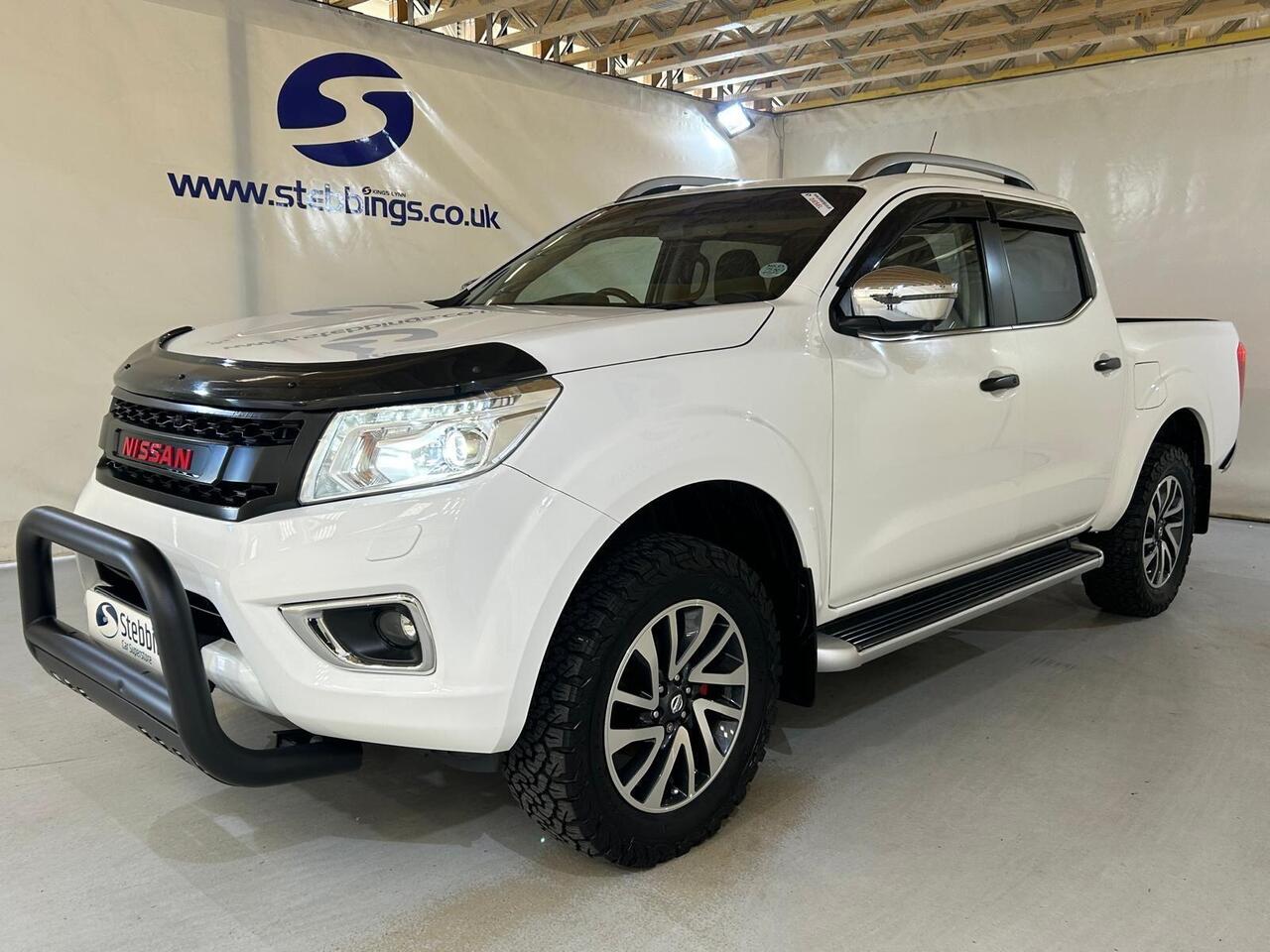 Nissan Navara DN67XNW