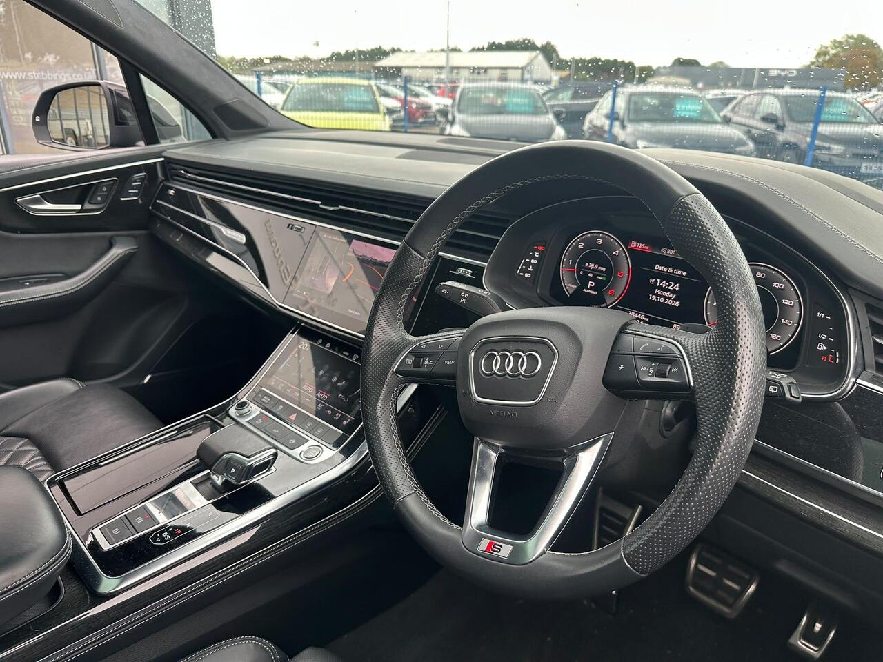 Audi Q7 GX23YEF