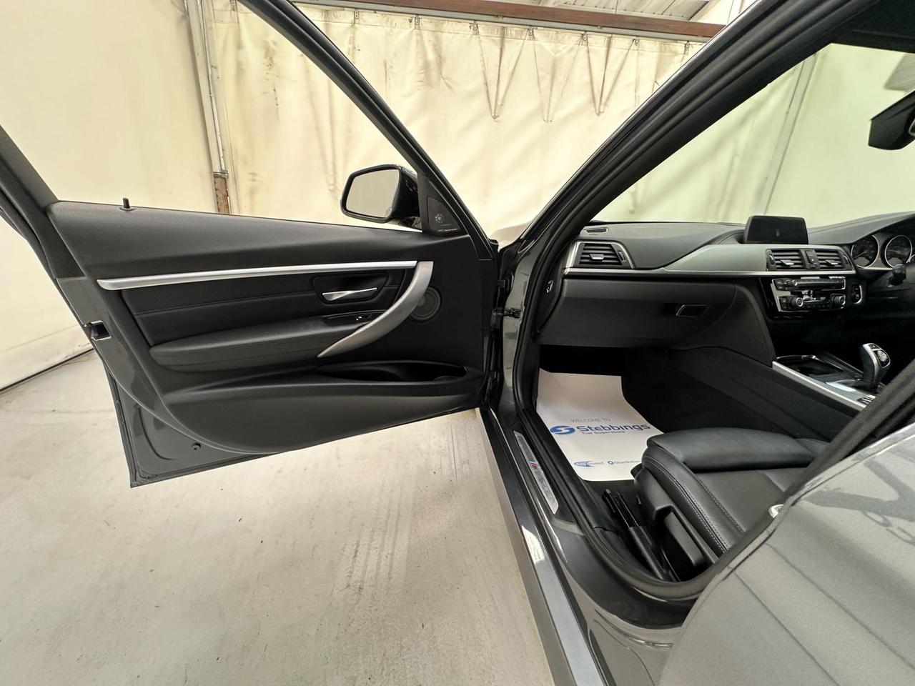 BMW 3 Series YK19WPS