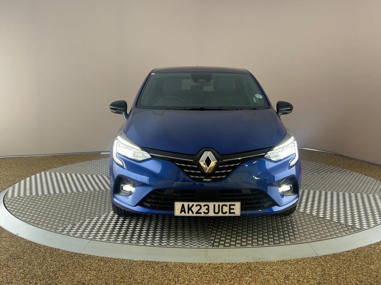 Renault Clio AK23UCE