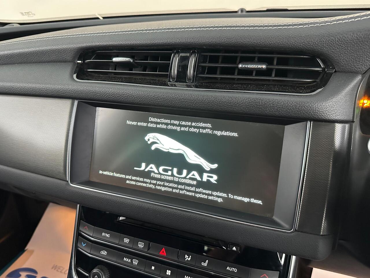 Jaguar XF OV18XCZ