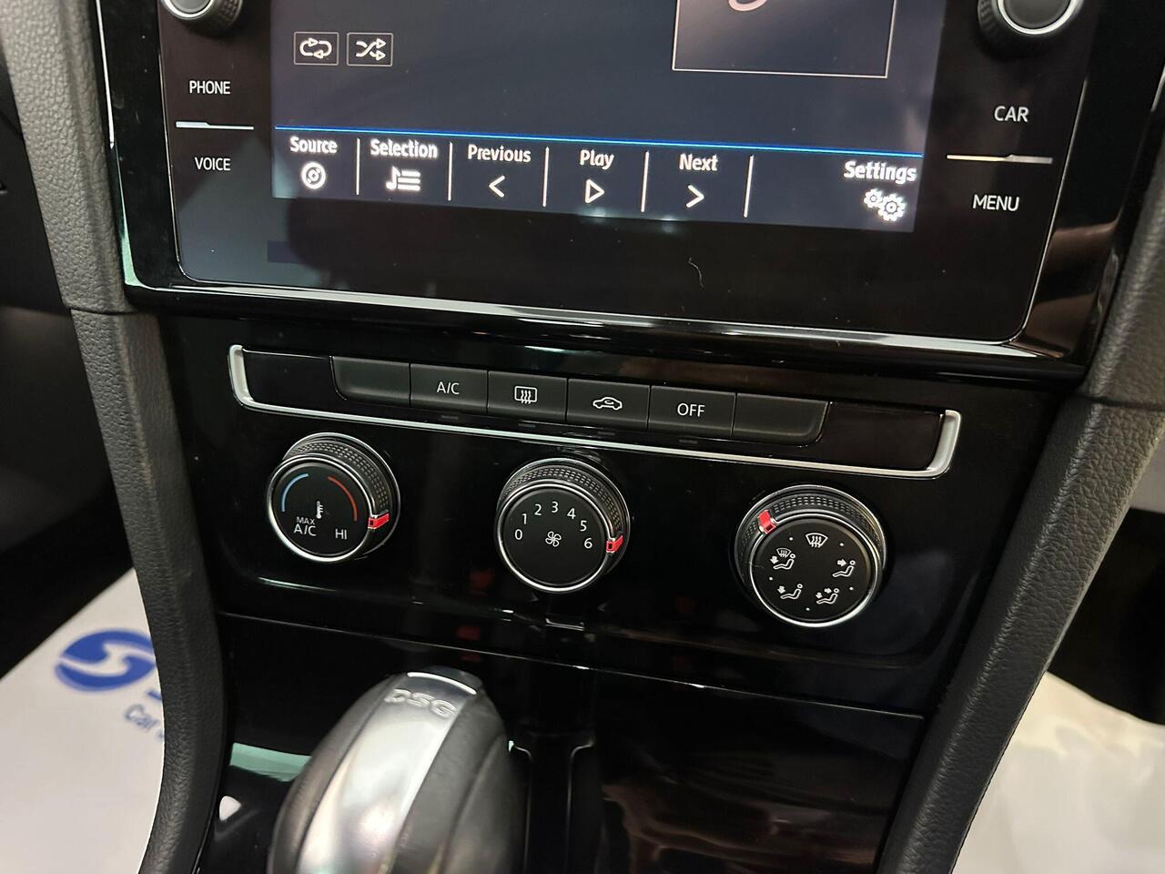 Volkswagen Golf KR19NVV