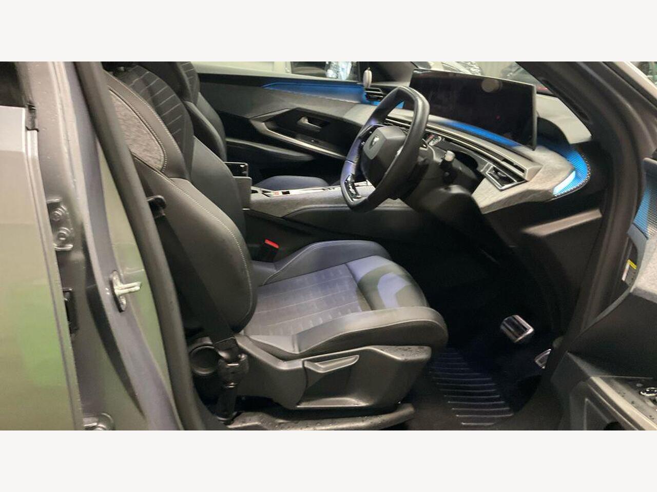 Peugeot 5008 CK25OBC
