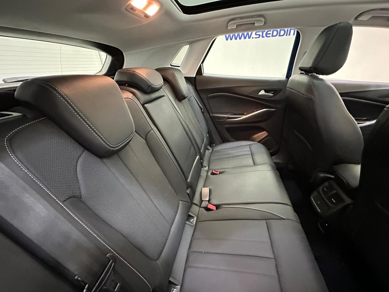 Vauxhall Grandland X FE19SZZ