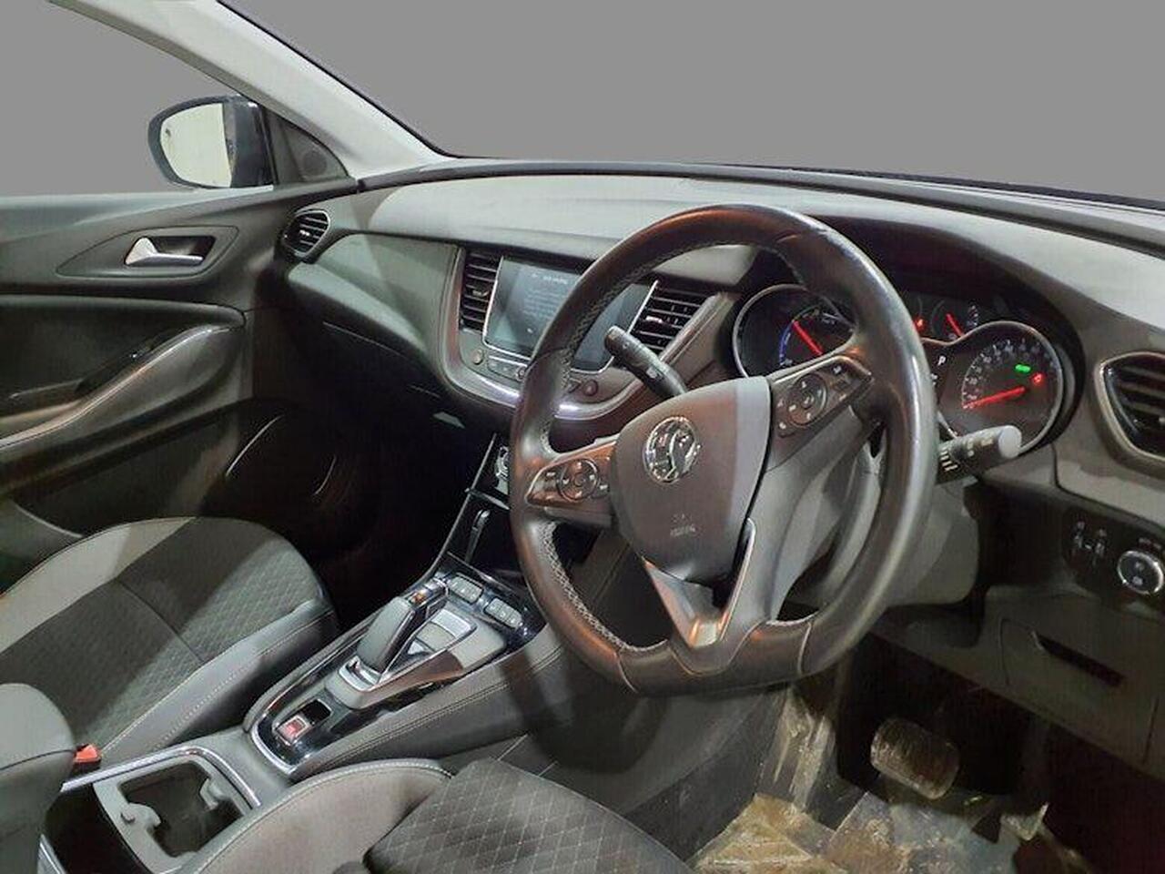 Vauxhall Grandland X VU20YHB