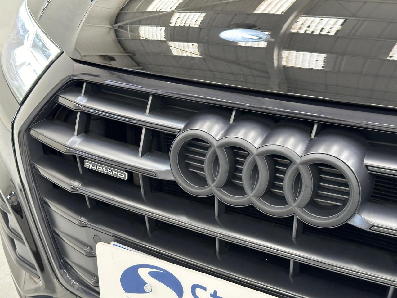 Audi Q5 WF69XDN