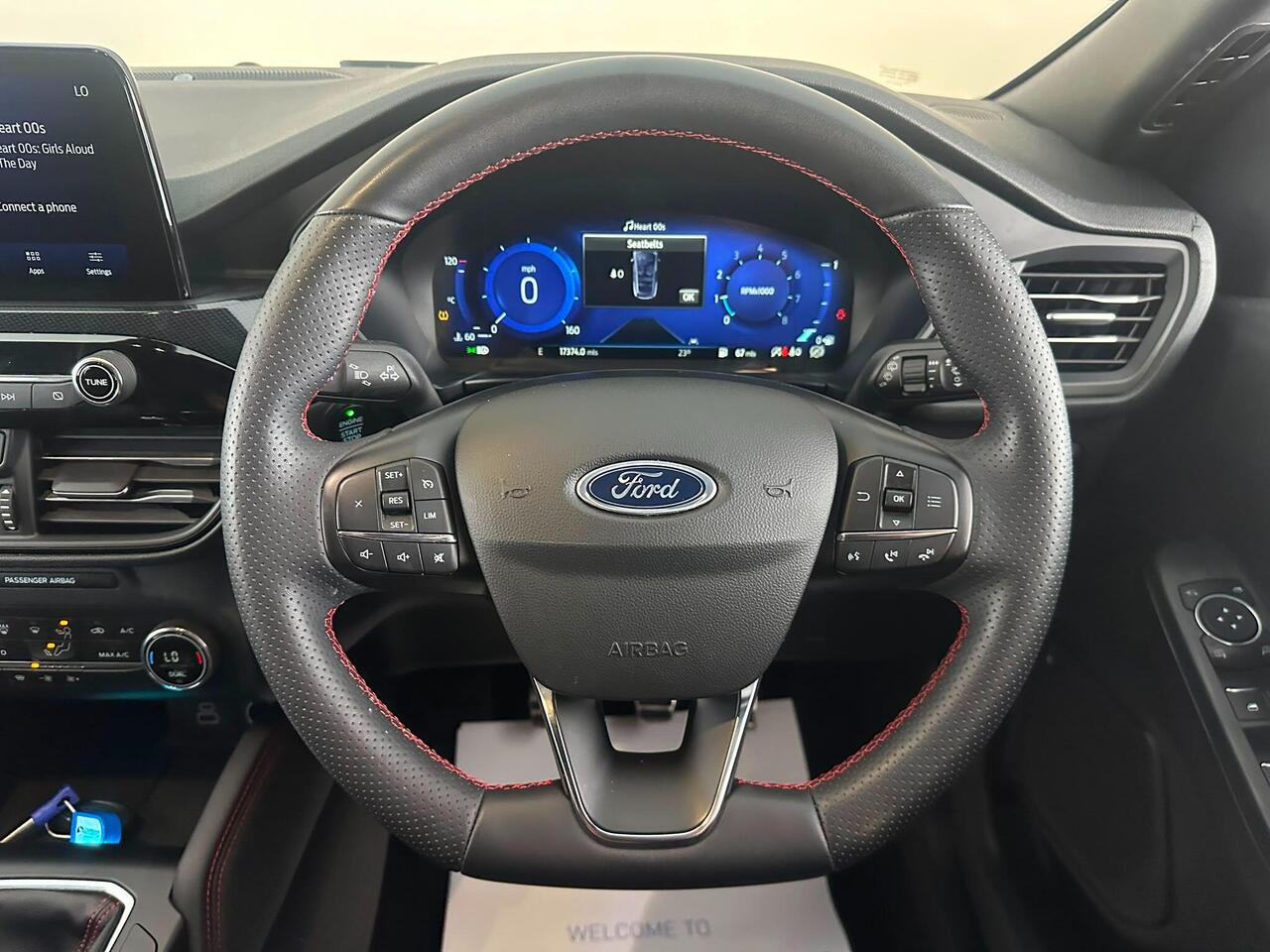 Ford Kuga YS22DYO