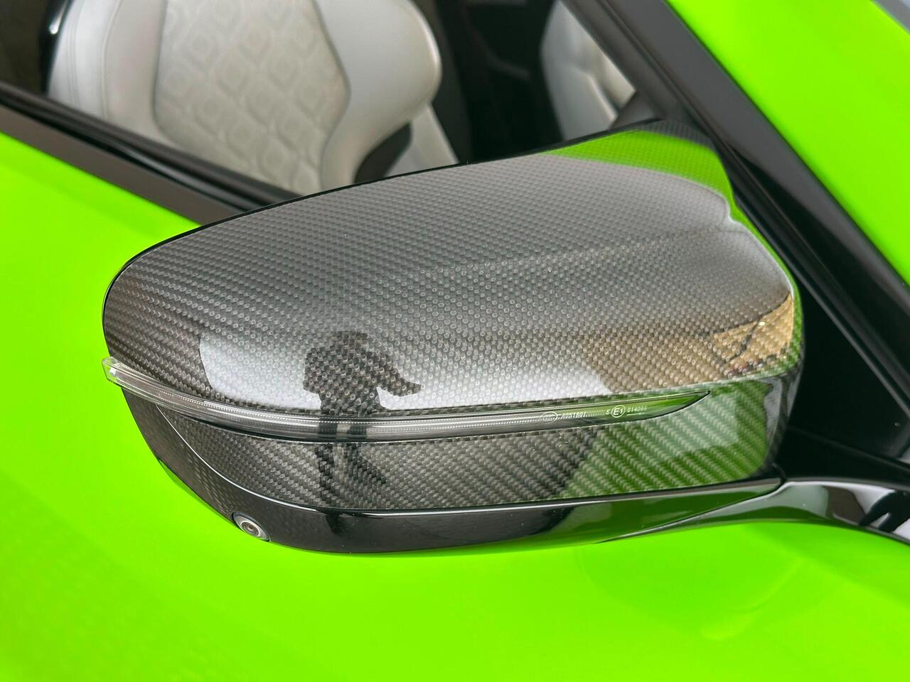 BMW M8 EF72XJA