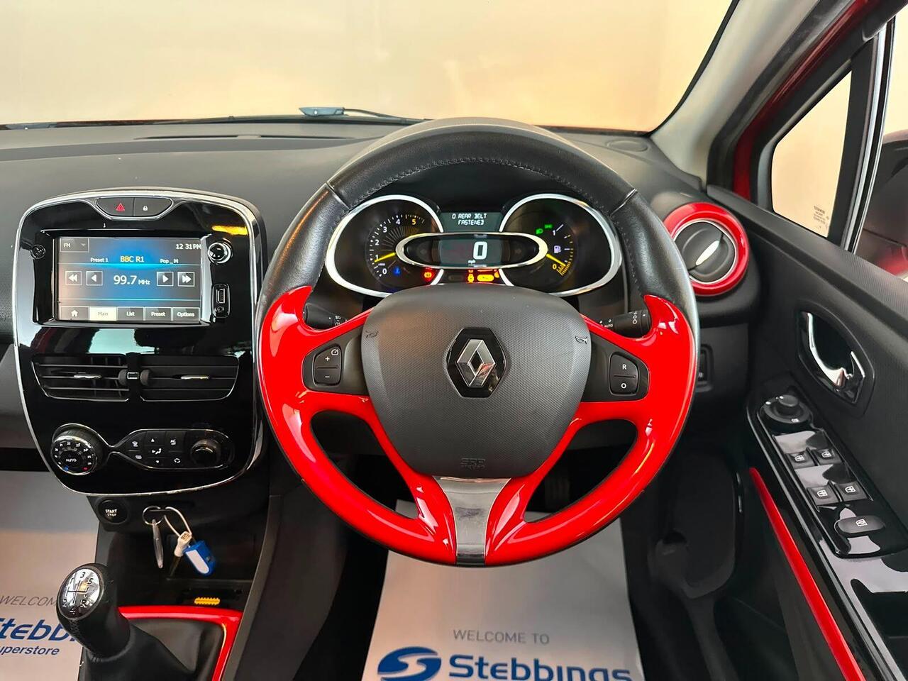 Renault Clio LO64FZP
