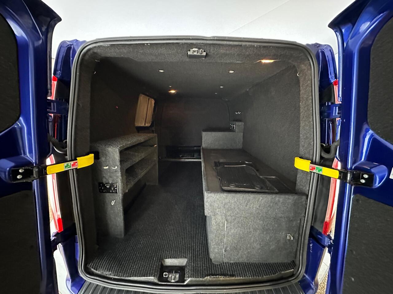Ford Transit Custom NV18BXO