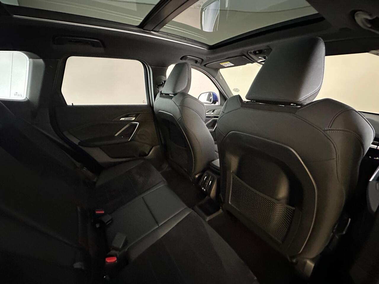 BMW iX1 KP23URK