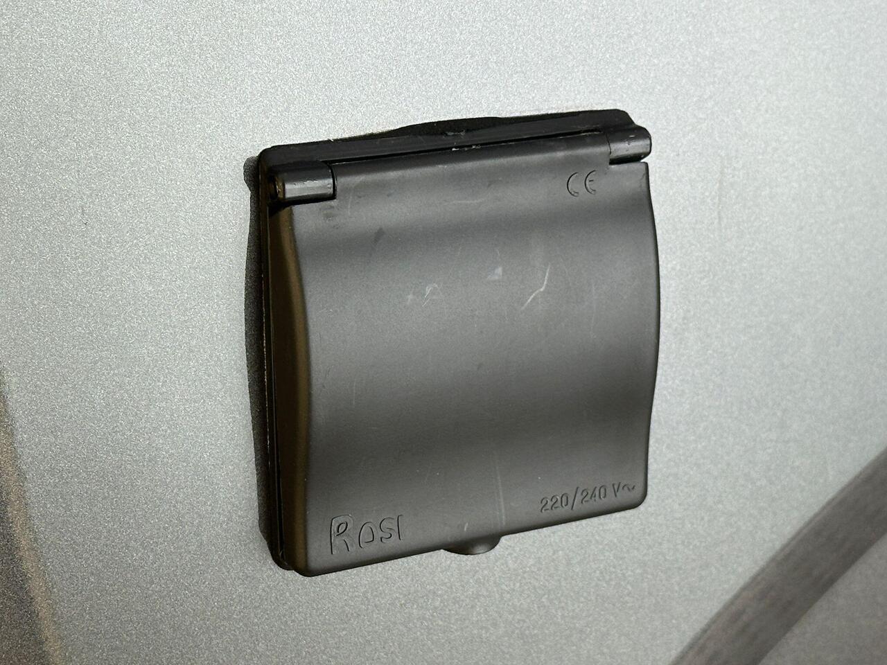 Ford Transit Custom YM73KOX