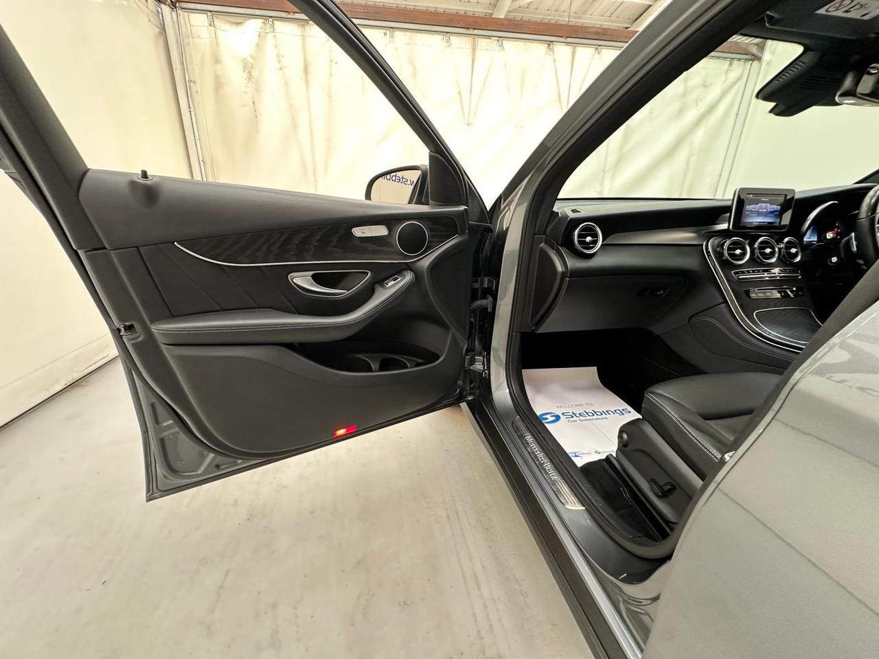 Mercedes-Benz GLC VK17NUP
