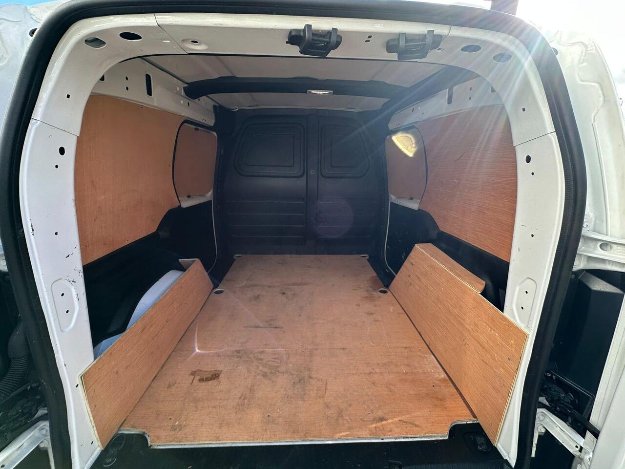 Renault Kangoo MW73JZO