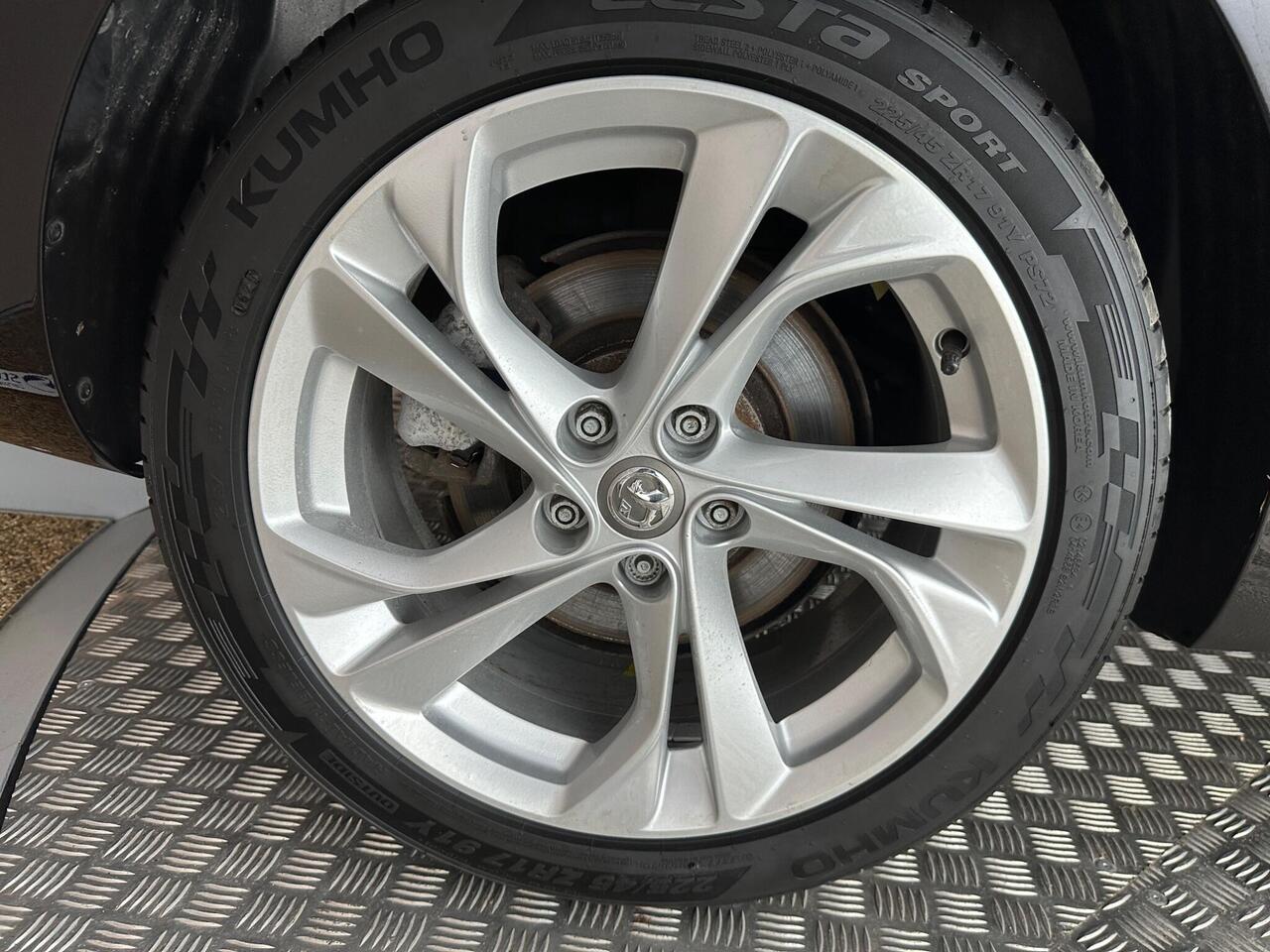 Vauxhall Astra KU18RYK