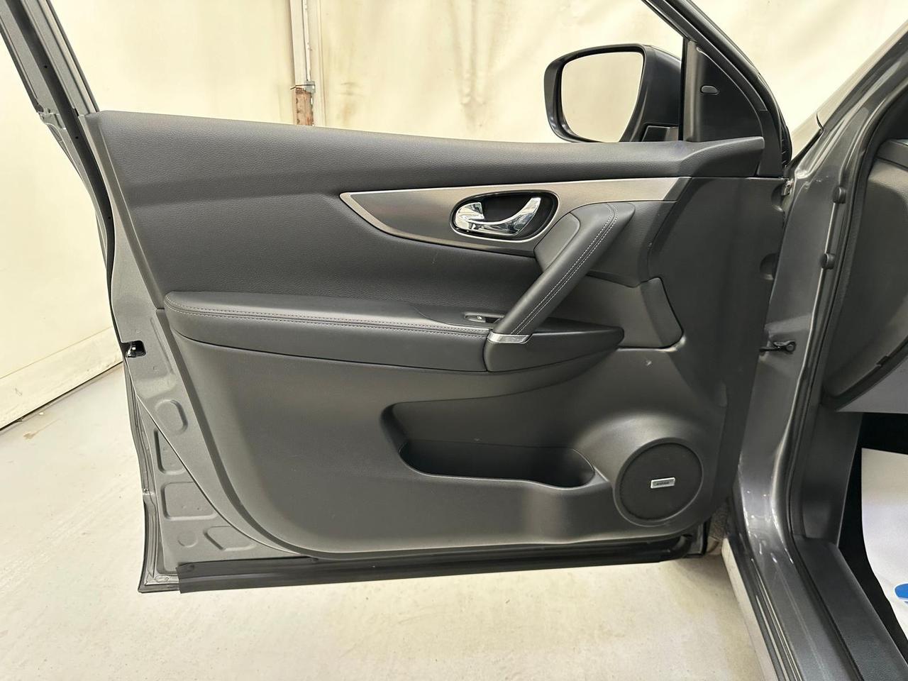 Nissan Qashqai LL68VEM